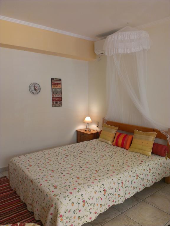 Patra - Cute Studio Near Center Екстериор снимка